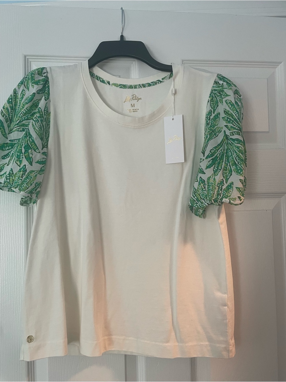 Lilly Pulitzer Cream Tee with Green Leaf Puff Sleeves